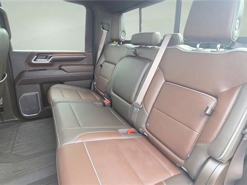 Used 2025 GMC Sierra 2500 Denali w/ Technology Package image 21