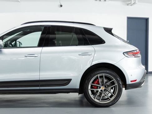 Used 2022 Porsche Macan S w/ Premium Package Plus AWD/4WD image 14