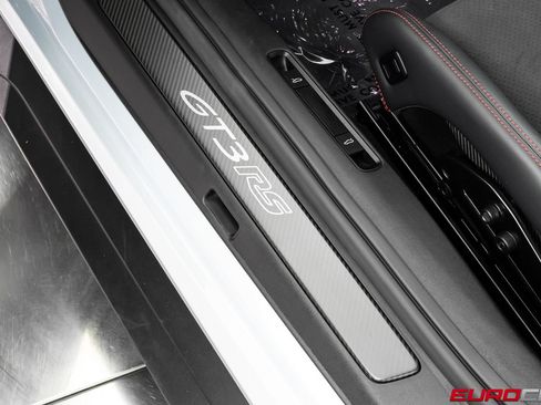 Used 2025 Porsche 911 GT3 RS RWD image 49
