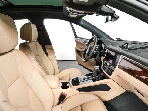 New 2026 Porsche Macan S AWD/4WD image 24