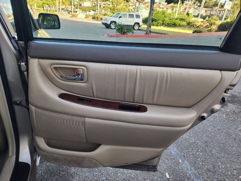 Used 2003 Toyota Avalon XLS FWD image 36