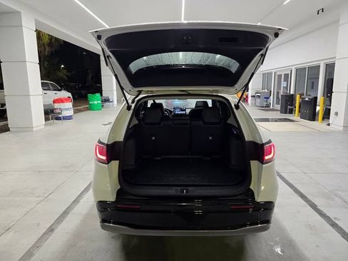 Used 2023 Honda HR-V EX-L image 35