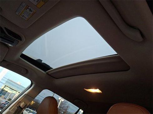 Used 2020 Subaru Outback Touring XT image 21