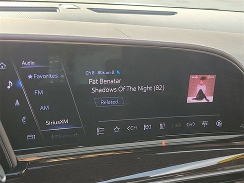 Used 2024 Cadillac Escalade Sport Platinum w/ LPO, ONYX Package image 19