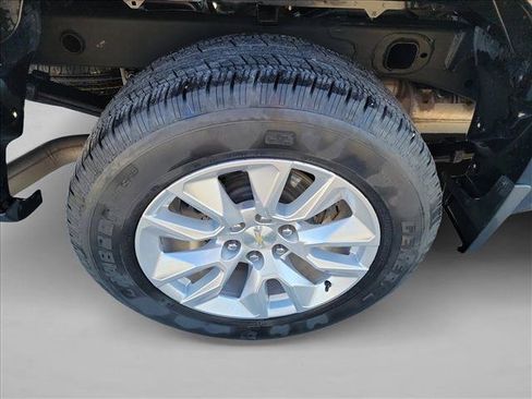 Used 2022 Chevrolet Silverado 1500 Custom image 11