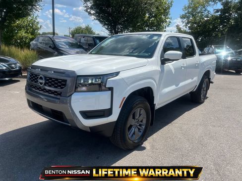 Certified 2026 Nissan Frontier SV w/ All-Weather Content Package AWD/4WD image 4