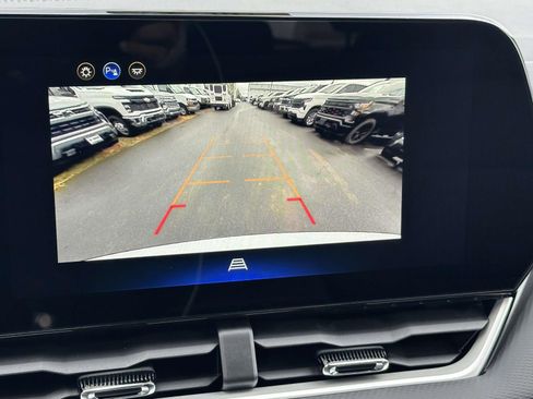 New 2026 Chevrolet Equinox LT image 11