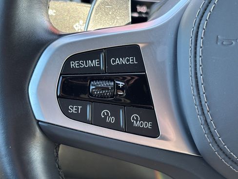 Certified 2025 BMW X6 xDrive40i image 19