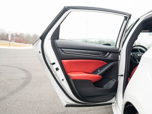 Used 2019 Honda Accord Sport image 47