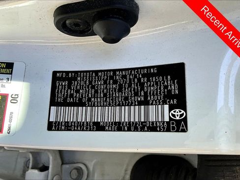 Used 2014 Toyota Corolla LE image 9