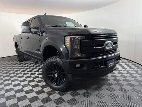 Used 2019 Ford F250 Lariat AWD/4WD image 1