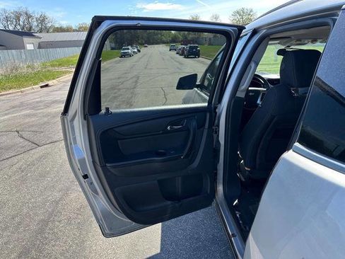 Used 2013 Chevrolet Traverse LT AWD/4WD image 23
