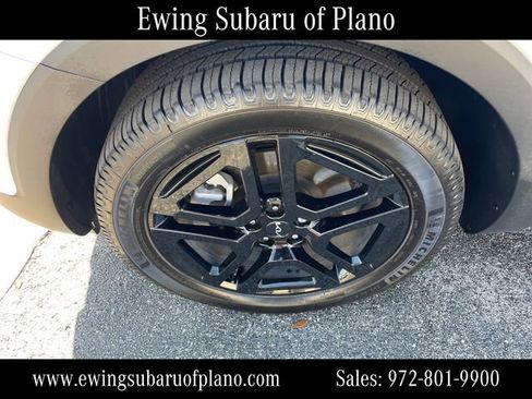 Used 2024 Kia Telluride EX X-Line image 28