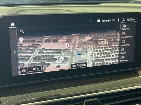 Used 2023 BMW 530e w/ Convenience Package RWD image 19