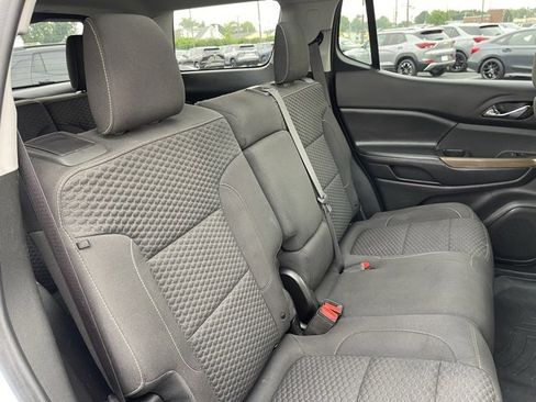 Used 2019 GMC Acadia SLE w/ Driver Alert Package I image 9