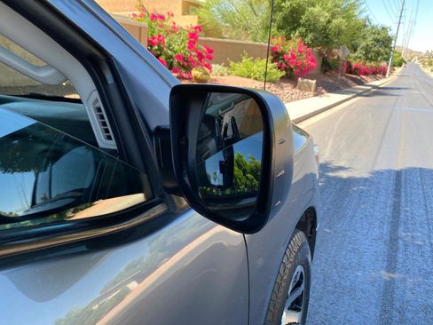 Used 2021 Nissan Titan S w/ S Utility Package RWD image 15