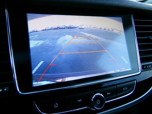 Used 2017 Buick Encore Premium image 20