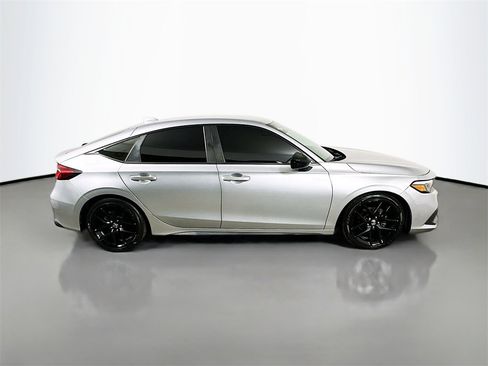 Used 2022 Honda Civic Sport image 7