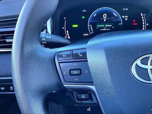 Certified 2025 Toyota Camry LE image 20