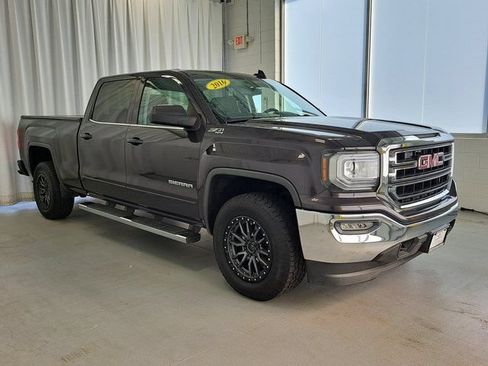 Used 2016 GMC Sierra 1500 SLE w/ SLE Value Package AWD/4WD image 4