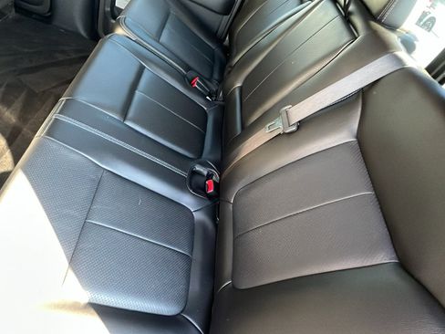 Used 2014 Ford F150 Lariat w/ Lariat Chrome Package image 16