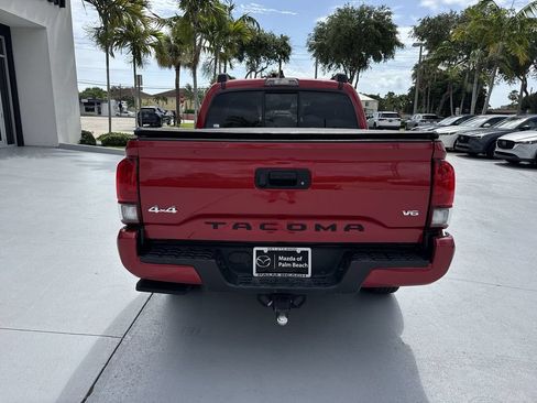 Used 2021 Toyota Tacoma SR AWD/4WD image 2