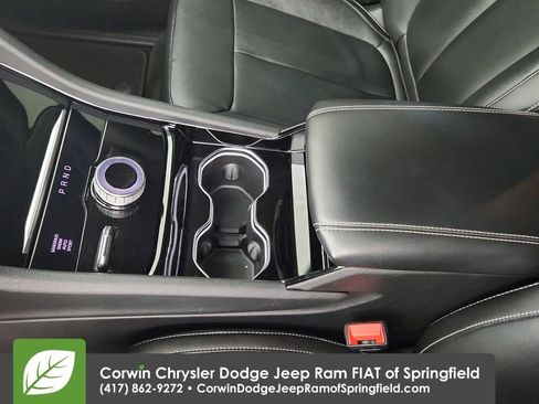 Certified 2023 Jeep Grand Cherokee Limited w/ Black Appearance Package image 30