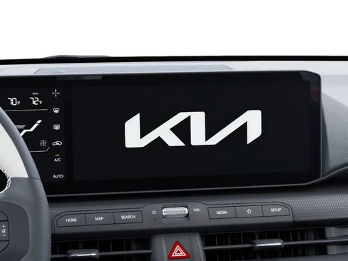 New 2025 Kia K4 GT-Line image 20