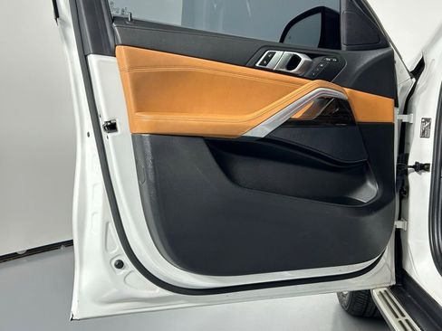 Used 2020 BMW X6 xDrive40i w/ Convenience Package image 39