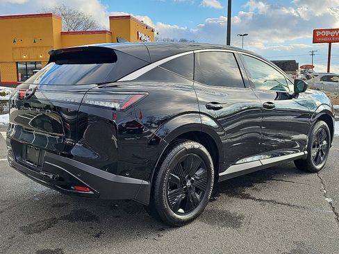 Certified 2025 Nissan Murano SV image 6