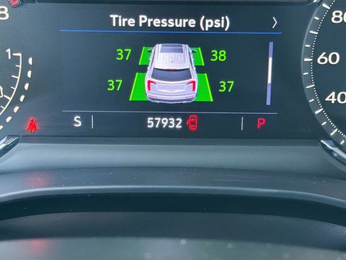 Used 2021 Cadillac XT6 Premium Luxury image 42