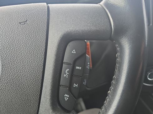 Used 2023 Chevrolet Express 3500 LS image 24