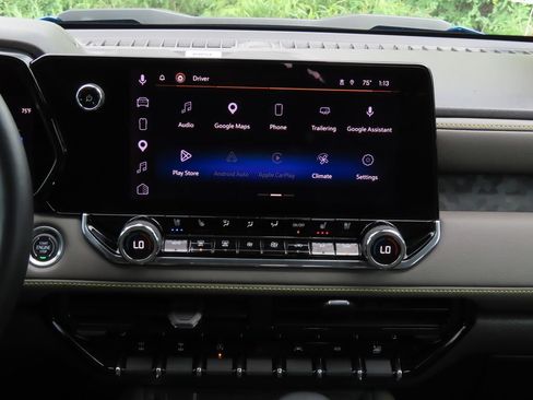 Used 2023 Chevrolet Colorado ZR2 w/ ZR2 Convenience Package III AWD/4WD image 28