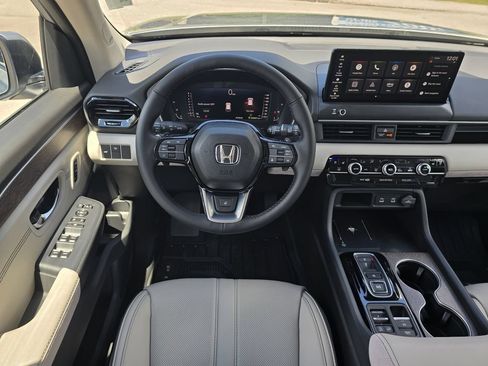 New 2026 Honda Pilot Elite image 14
