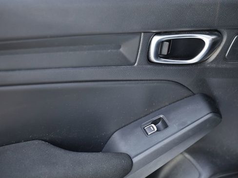 Used 2022 Honda Civic Sport image 12