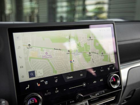 Used 2026 Lexus GX 550 w/ Accessory Package (2T) image 30