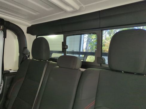 Used 2021 Jeep Gladiator Rubicon image 30