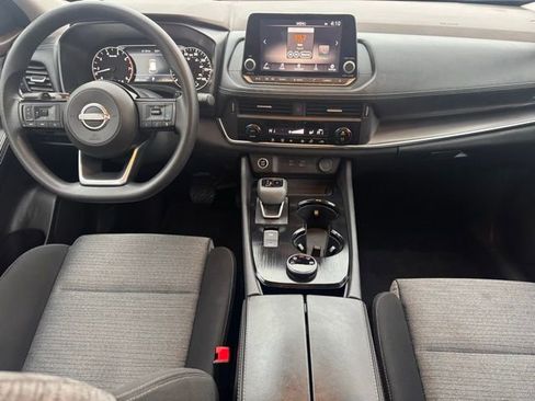 Used 2023 Nissan Rogue SV image 12