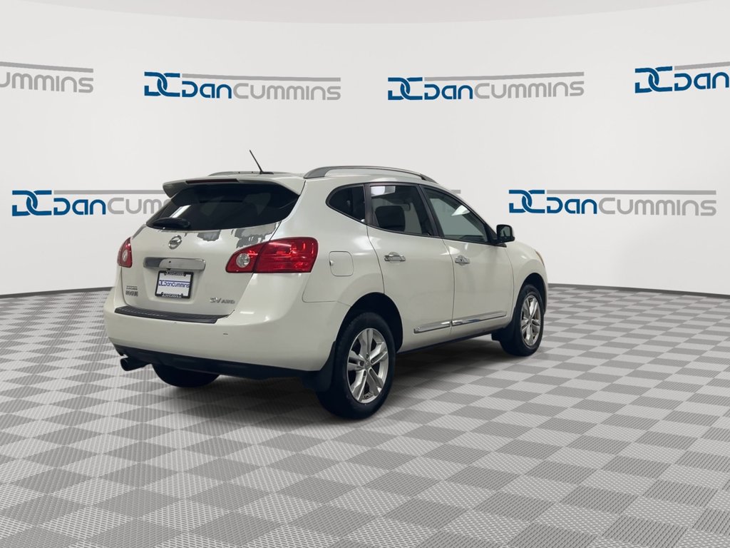 Used 2013 Nissan Rogue SV AWD/4WD image 8