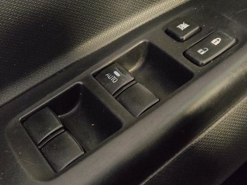 Used 2020 Mitsubishi Mirage LE image 27