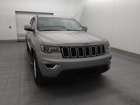 Used 2018 Jeep Grand Cherokee Laredo image 14
