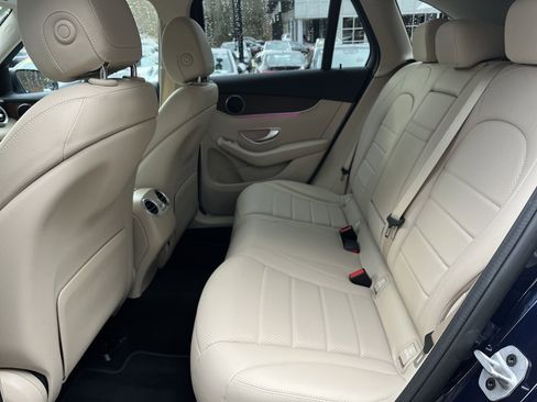 Certified 2022 Mercedes-Benz GLC 300 4MATIC image 43
