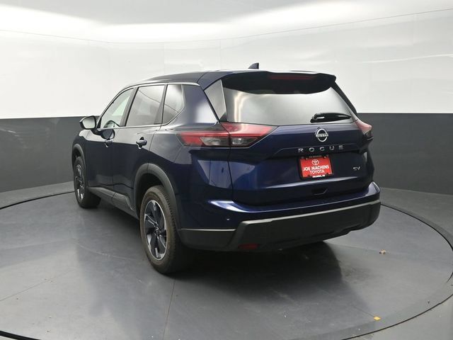 Used 2024 Nissan Rogue SV FWD image 6