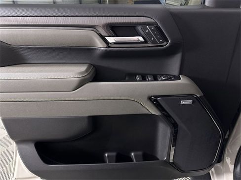 New 2026 Chevrolet Silverado 1500 ZR2 image 23