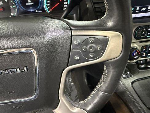 Used 2018 GMC Yukon XL Denali w/ Enhanced Security Package image 22