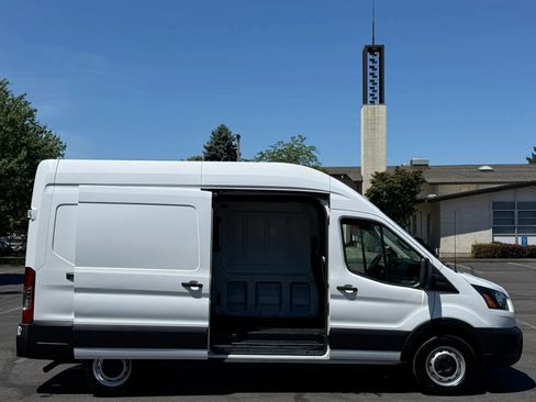 Used 2022 Ford Transit 250 148 High Roof w/ Load Area Protection Package RWD image 23