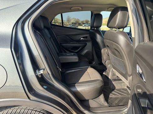 Used 2018 Buick Encore Preferred image 37