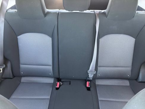 Used 2025 Kia Soul LX w/ LX Technology Package FWD image 35