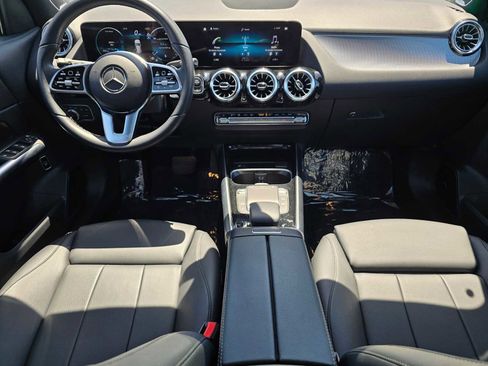 Used 2023 Mercedes-Benz GLA 250 image 18