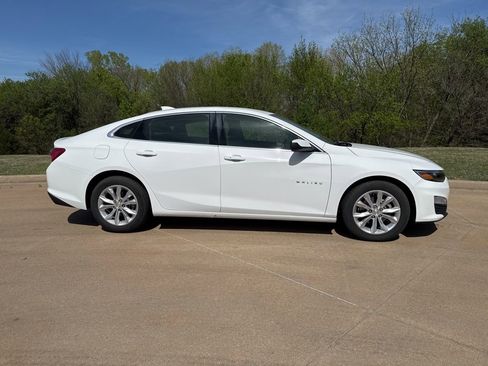 Used 2020 Chevrolet Malibu LT image 5